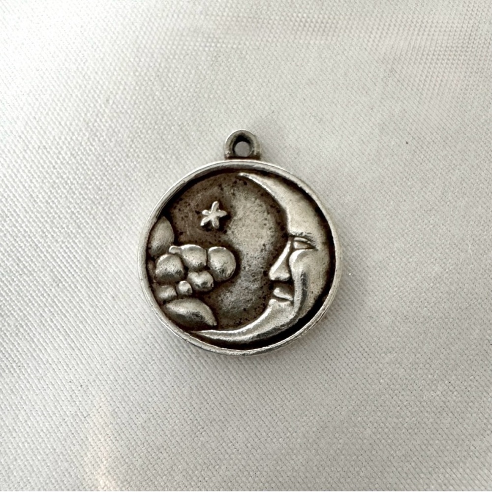 Rare Retired VTG James Avery Midnight Sky Moon & Stars Charm
